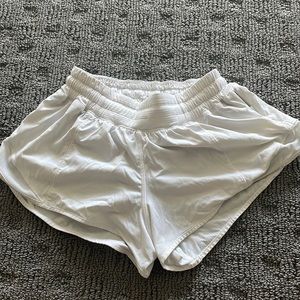 Size 4 lululemon hotty hot shorts